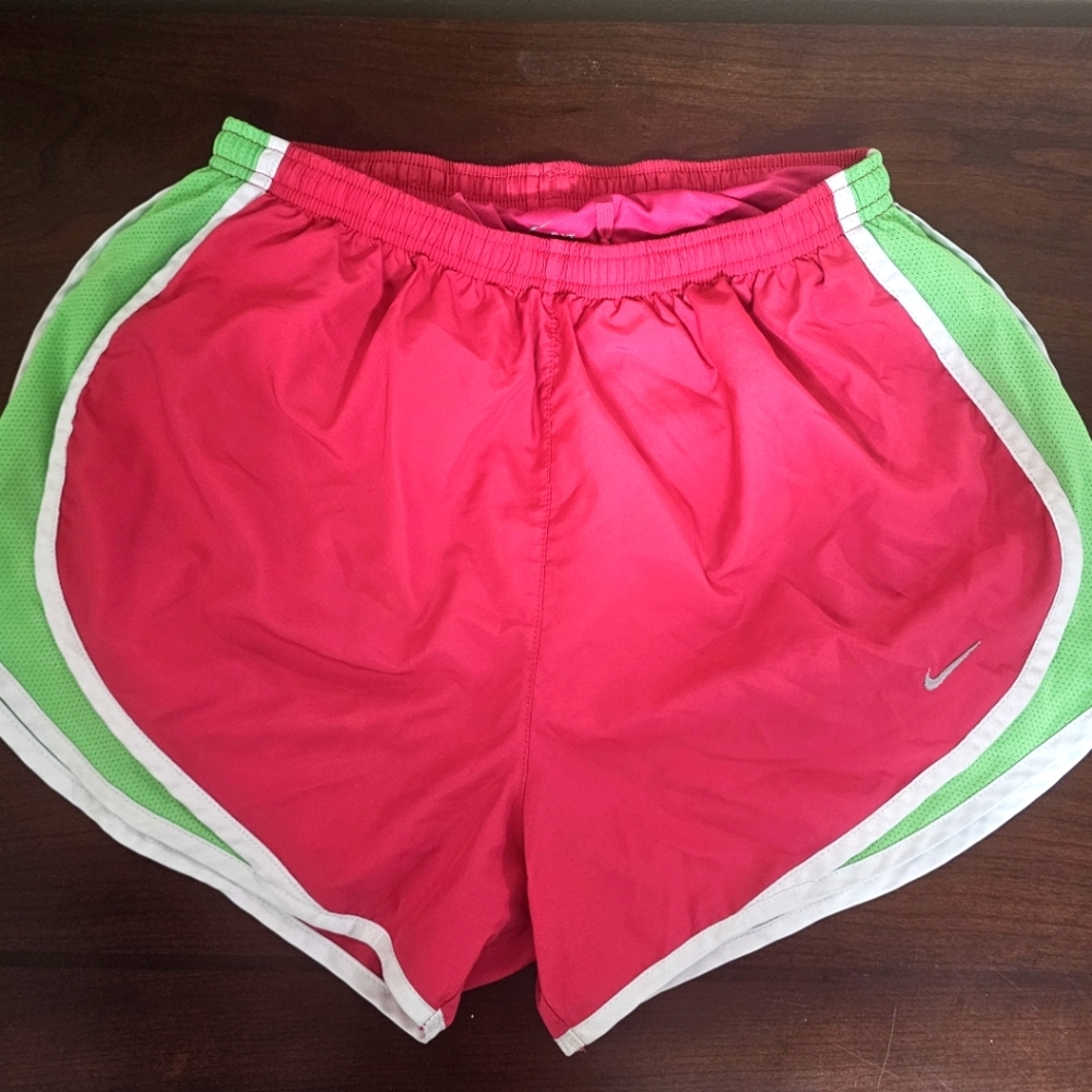 Womens Nike Dri Fit Shorts - Medium